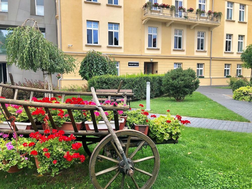 Centrum Salvator Hotel Bratislava Exterior photo