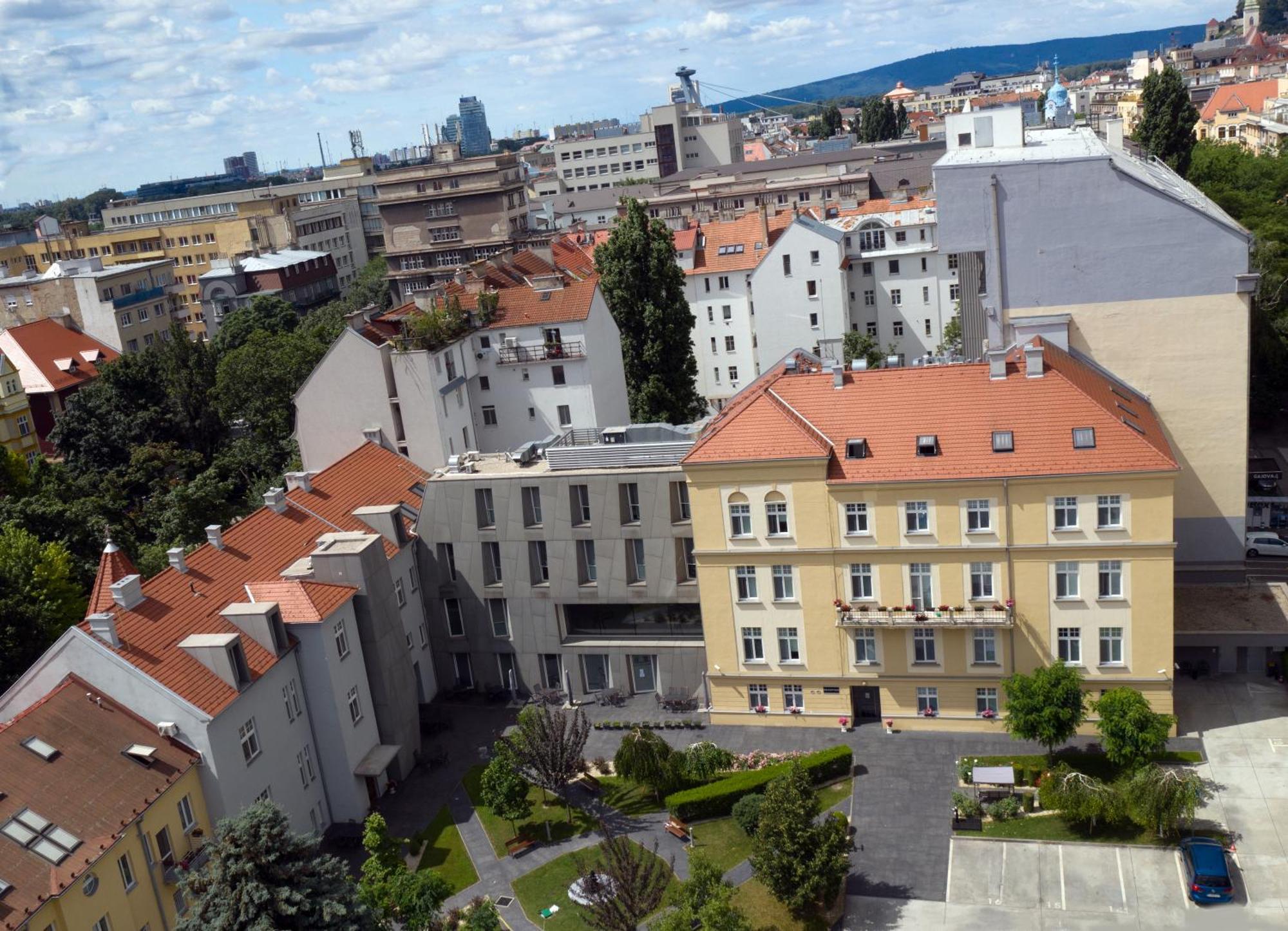 Centrum Salvator Hotel Bratislava Exterior photo