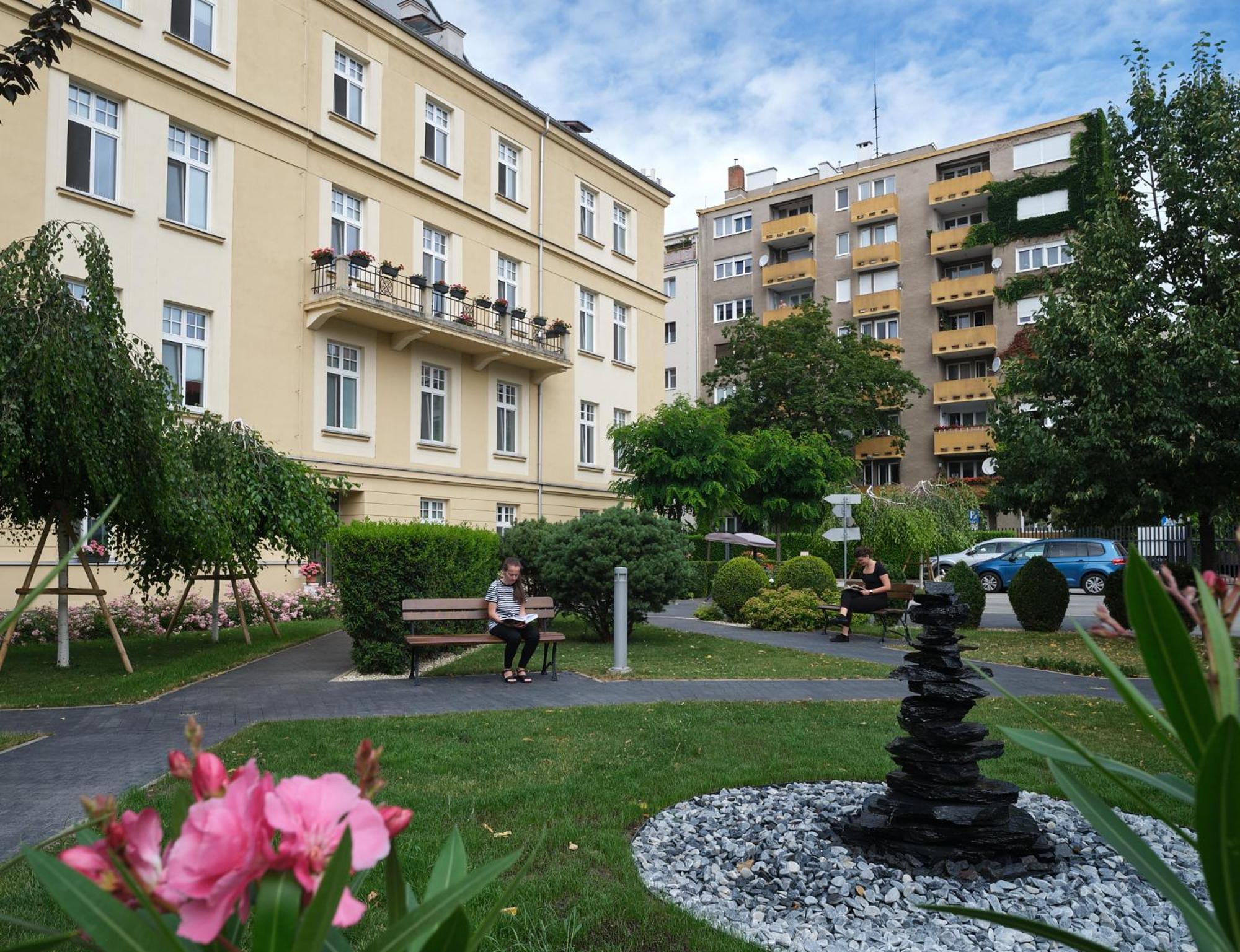 Centrum Salvator Hotel Bratislava Exterior photo