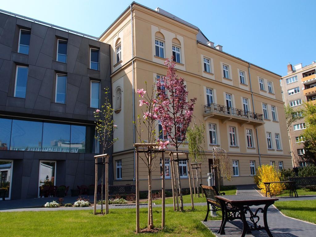 Centrum Salvator Hotel Bratislava Exterior photo